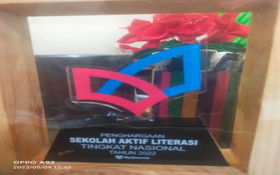 SMA NEGERI 2 KUPANG TIMUR: SUPERTIM, MAJU BERSAMA, HEBAT SEMUA (Membangun Kualitas dari Bawah)
